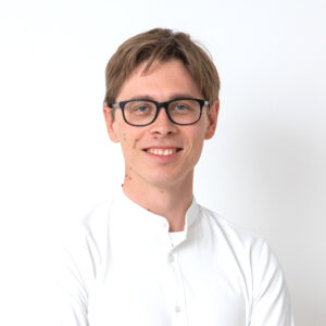Ansprechpartner Bünde Hermann Kromm - Faber E-Tec - EPC, Experte für Kompaktstationen, Trafostationen und Betonbau Trafostation. Er bietet umfassende Beratung zu Trafo Kompaktstationen und maßgeschneiderten Lösungen im EPC-Bereich.