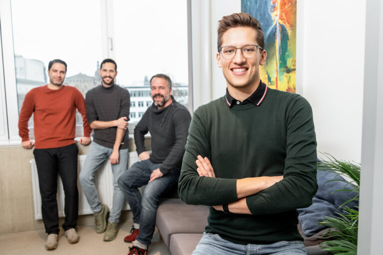 e tec office©stefan.hopf©candidateflow B060 - Trafostationsbau | Unternehmen