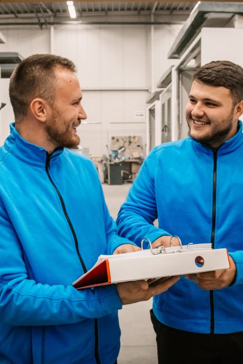 Kontakt und Anfragen - Kompaktstation und Trafostation für Photovoltaik und E-Mobilität